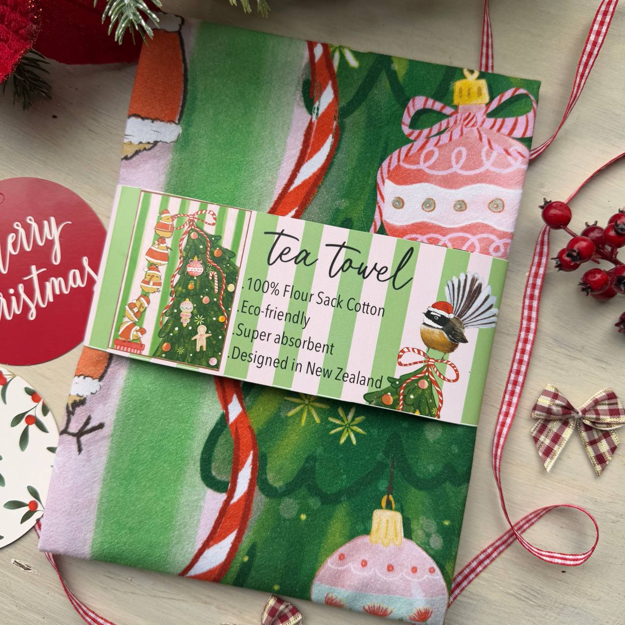 Christmas Tea Towel (Kiwis and Christmas Tree)