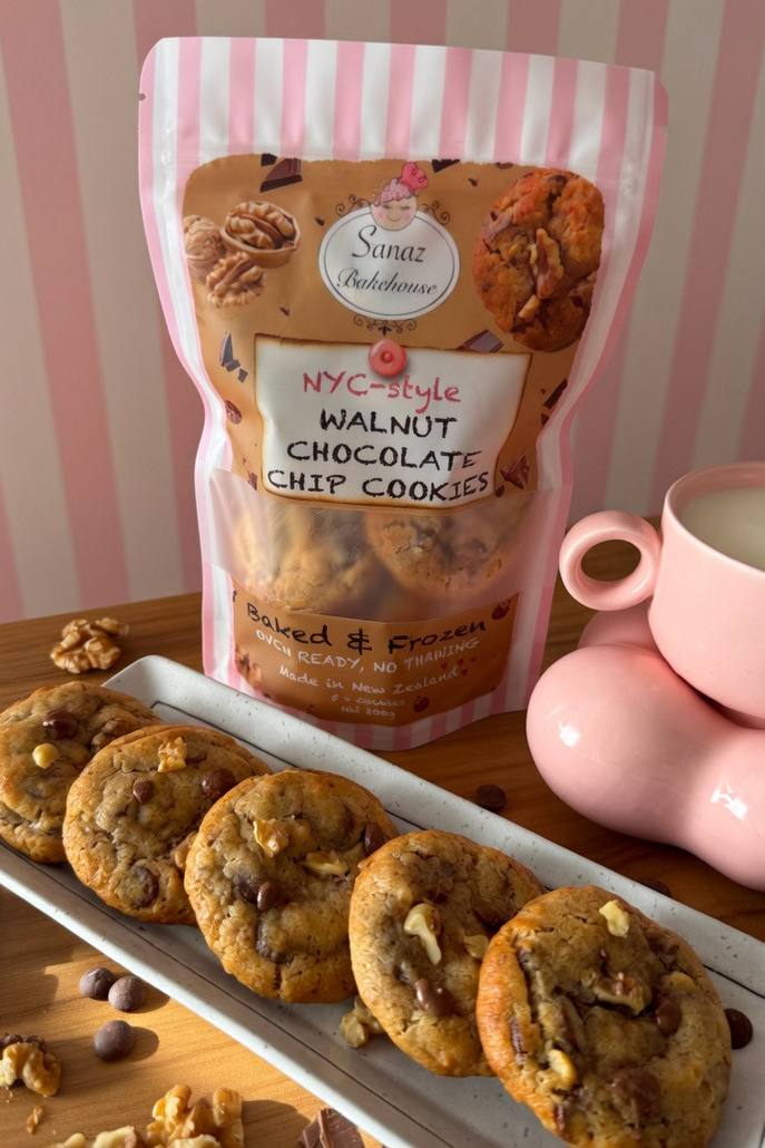 FROZEN BAKED WALNUT CHOCOLATE CHIP COOKIES